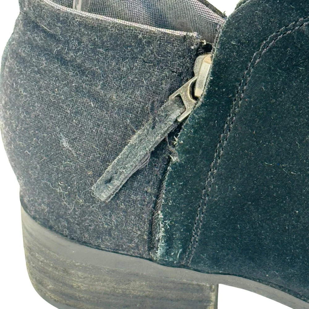 TOMS Kala Suede Ankle Booties Women's 6 Black Minimalist Chic Modern‎ Everyday